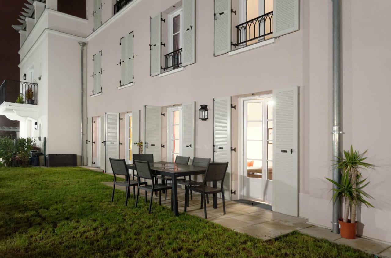 Red-Line Apartment Serris Exterior foto