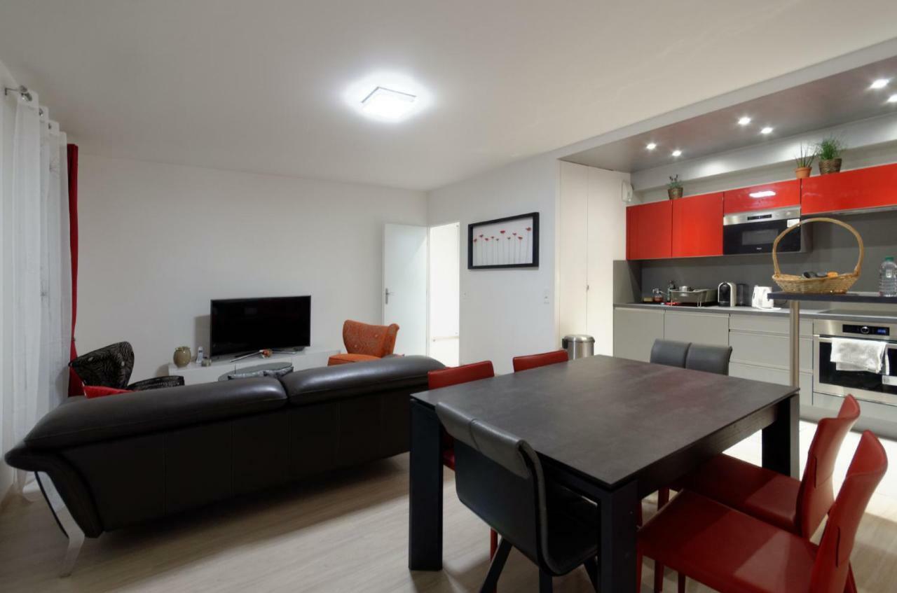 Red-Line Apartment Serris Exterior foto